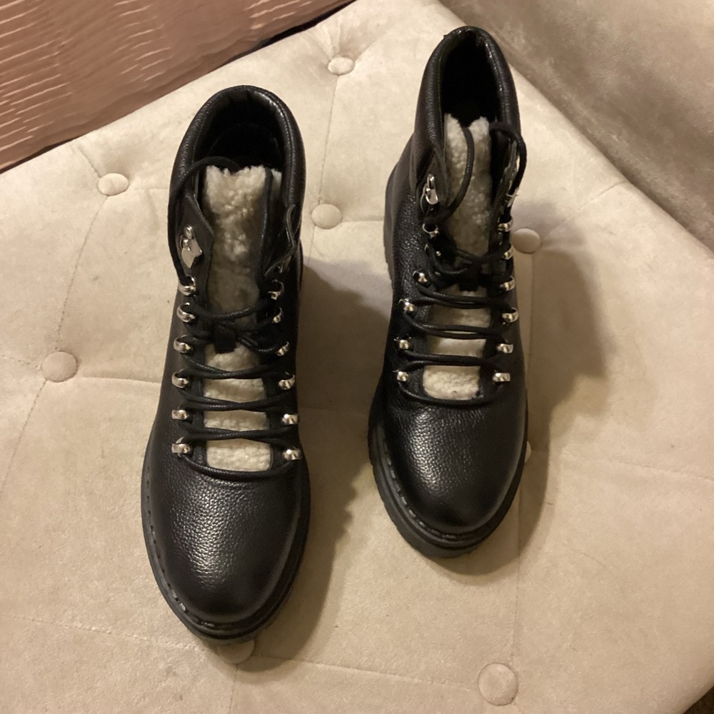 Black Leather Ankle Boots with Fur Lining